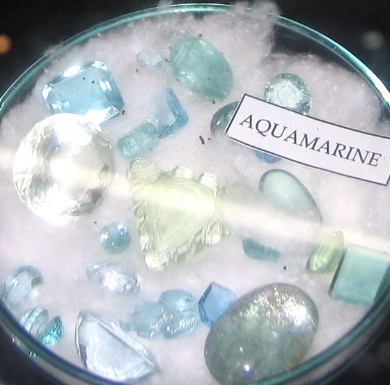 Aquamarine Gemstone cut in different shapes and sizes
