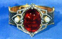 Garnet and Pearl Bracelet in the Iranian Crown Jewels