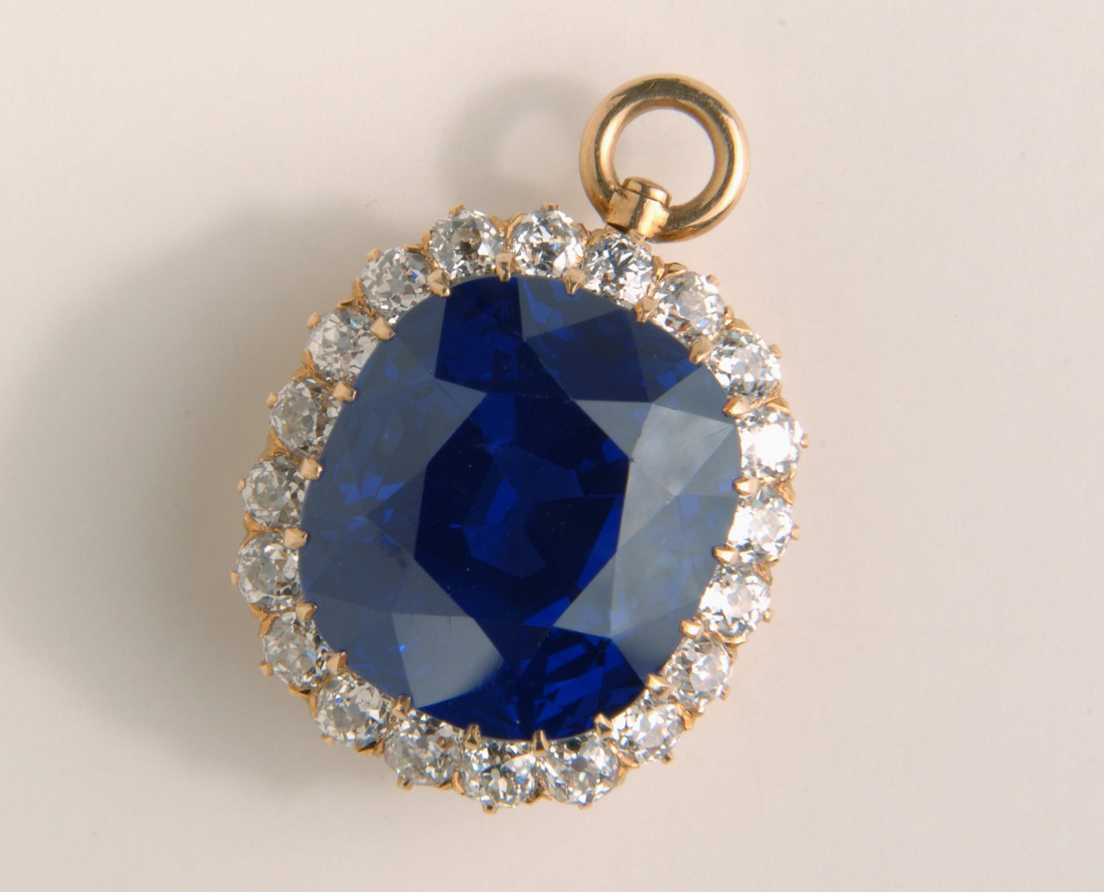 Hill’s Sapphire,The Most Expensive Sapphire In The World