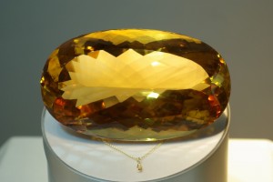 World's Largest Cut Citrine Programa Royal Collections