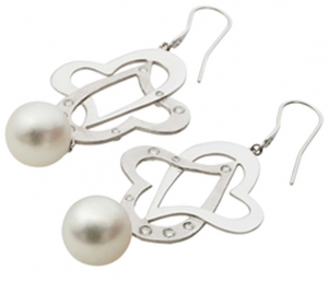 Lot 22 - Pair of Cultured Pearl and Diamond “Coeurs Enlacés” Ear Pendants by Olivia Wildenstein