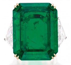 Lot 182 - El-Dorado Emerald and Diamond Ring