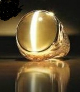 77.01-carat, natural, untreated, Sri Lanka Catseye Chrysoberyl Double Dragon Ring