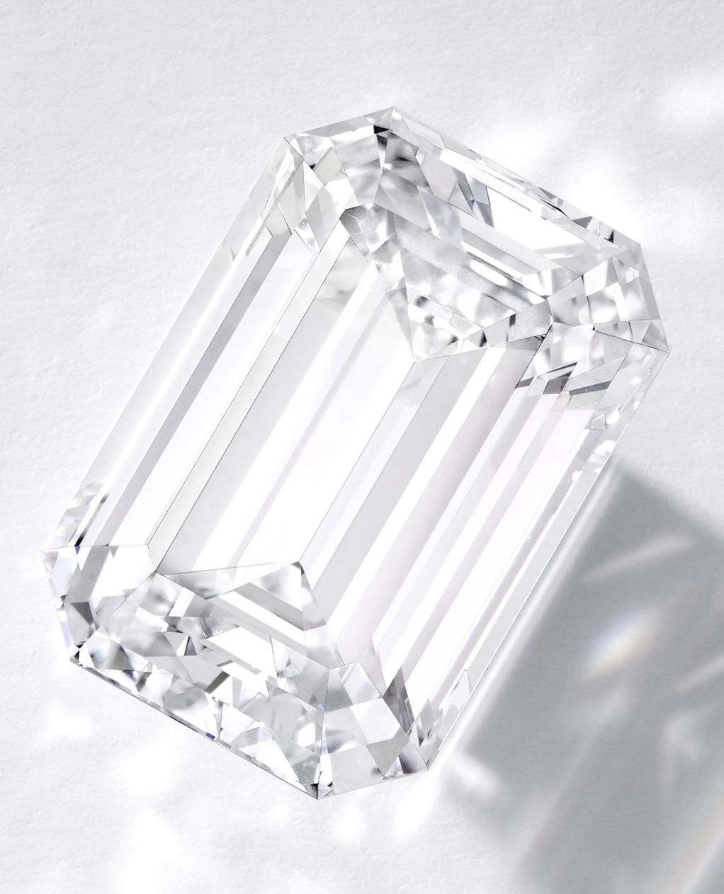 Lot 1789 - Important Diamond Ring, Cartier