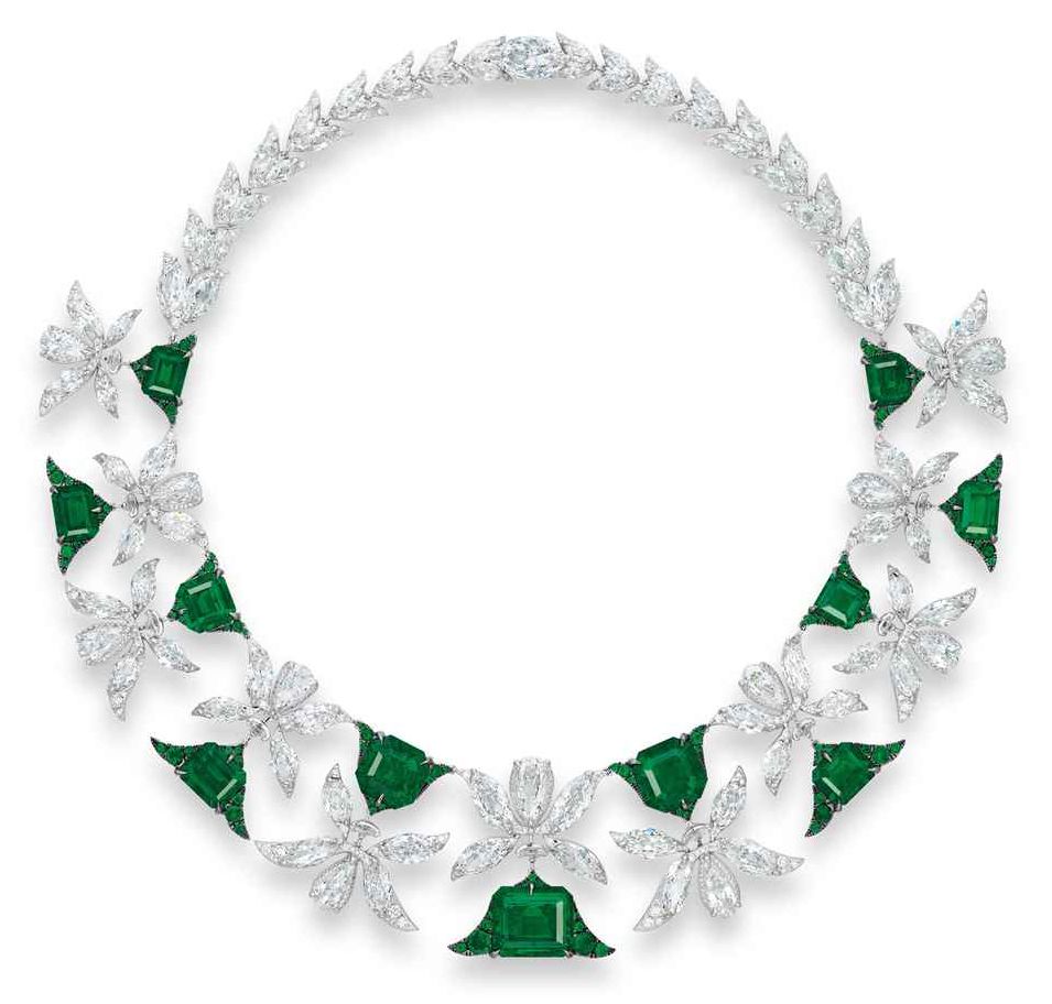 LOT 1942 - A MAGNIFICENT EMERALD AND DIAMOND 'PALMETTE' NECKLACE, BY EDMOND CHIN FOR THE HOUSE OF BOGHOSSIAN 