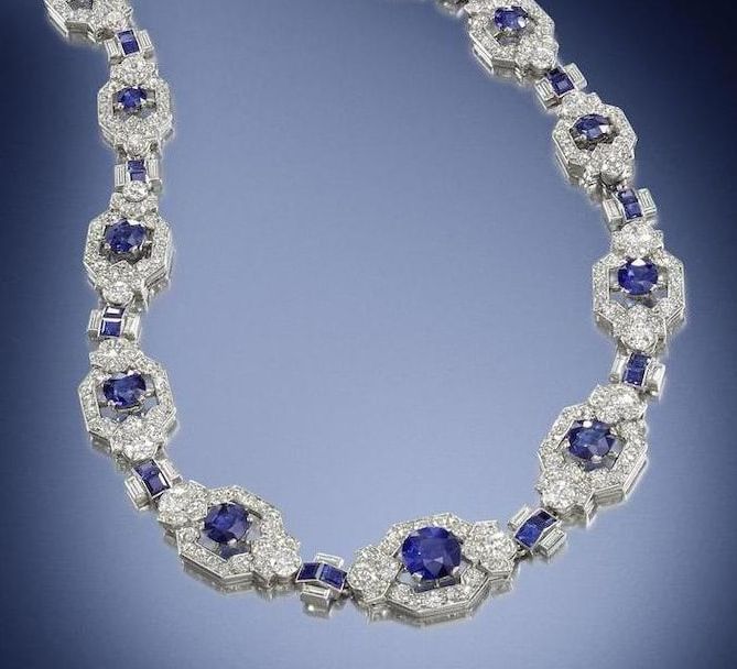 LOT 185 - SECTION OF THE SAPPHIRE AND DIAMOND ART DECO NECKLACE ENLARGED