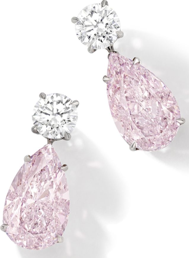 LOT 1852 - EXQUISITE PAIR OF FANCY PINK DIAMOND AND DIAMOND PENDENT EARRINGS