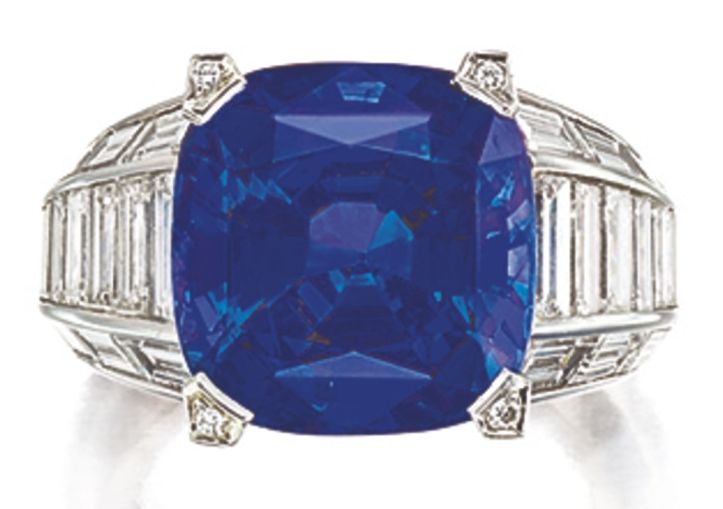 LOT 9209 - ANOTHER VIEW OF SAPPHIRE AND DIAMOND RING, CARTIER