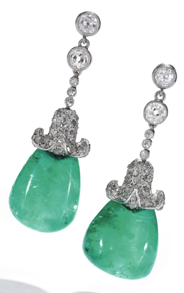 LOT 279 – PAIR OF EMERALD AND DIAMOND EARRINGS, EARLY 20TH CENTURY