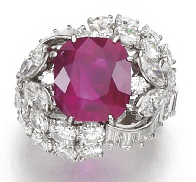 LOT 436 – RUBY AND DIAMOND RING