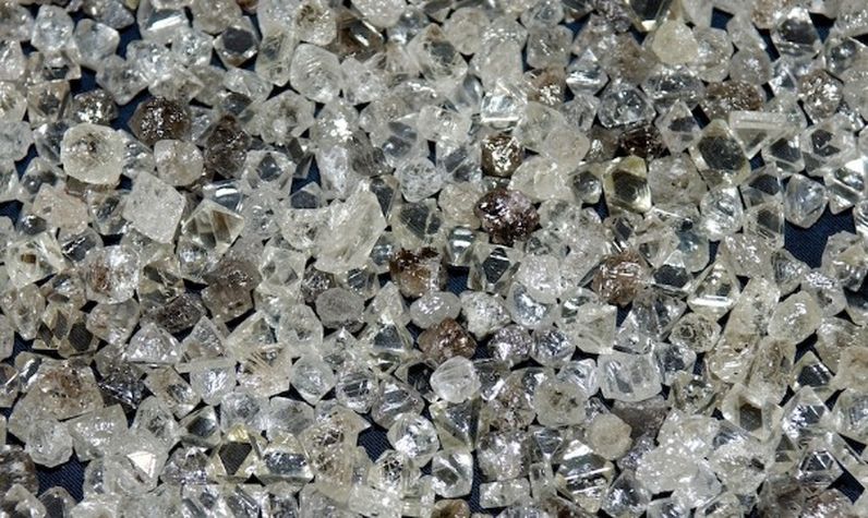 ALROSA ROUGH DIAMONDS FROM MIRNY YAKUTIA