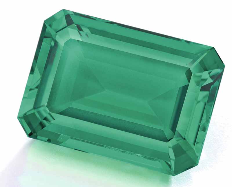 LOT 135 -ANOTHER VIEW OF THE EXCEPTIONAL EMERALD