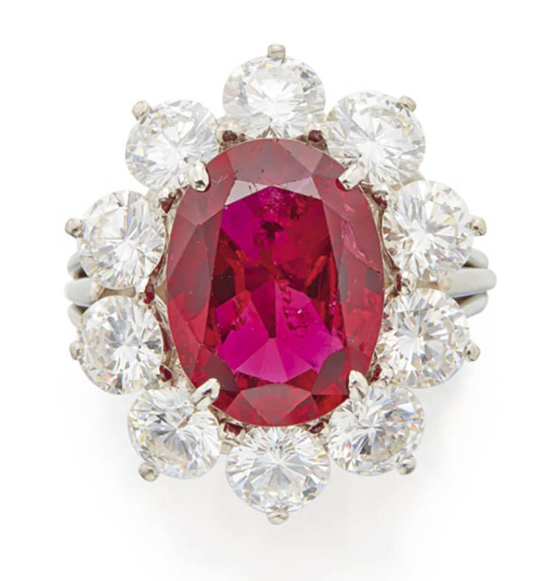 LOT 612 - RUBY AND DIAMOND RING