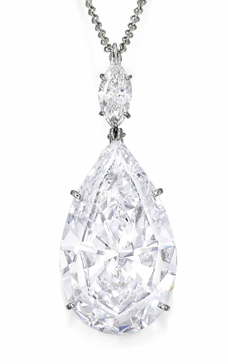 LOT 67 - THE PENDANT OF THE MAGNIFICENT DIAMOND PENDANT NECKLACE ENLARGED