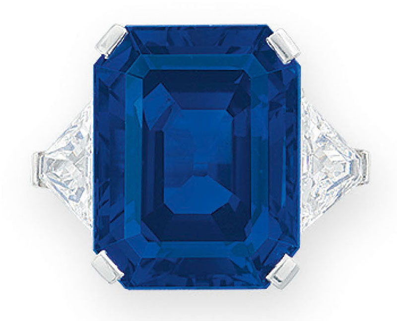 LOT 2056 - A SUPERB SAPPHIRE AND DIAMOND RING, BY BULGARI 