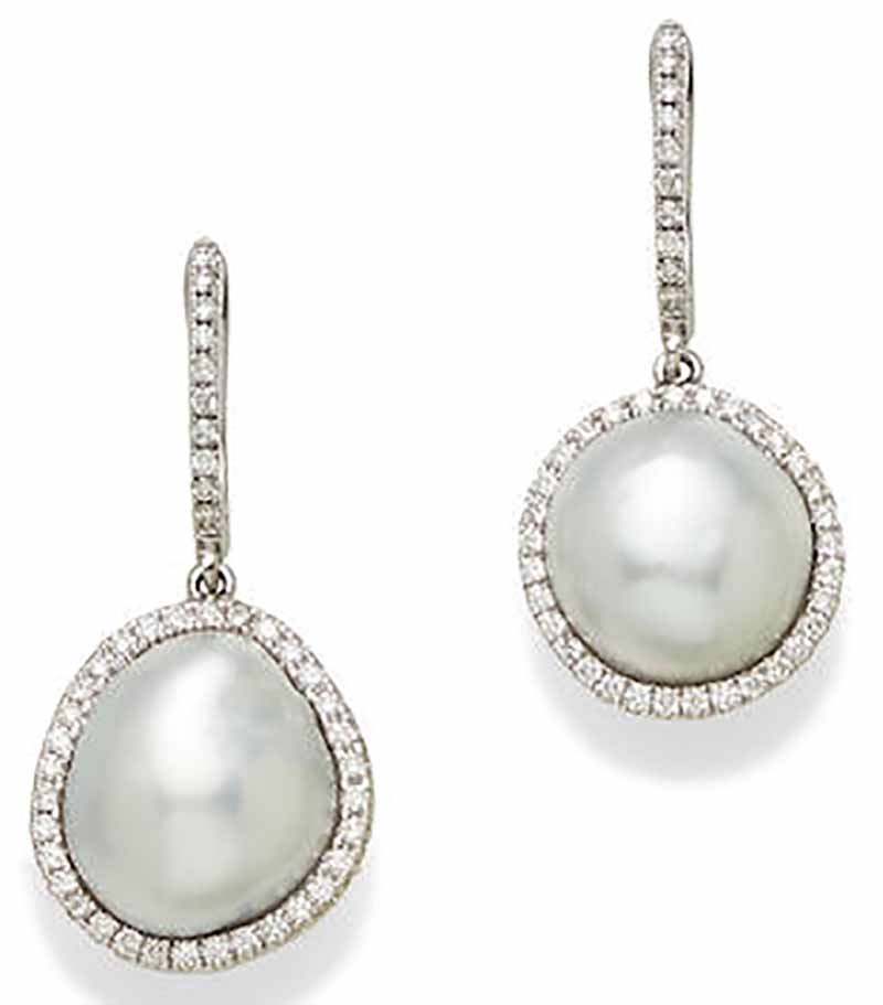 LOT 394 - A PAIR OF CULTURED PEARL, DIAMOND AND 18K WHITE GOLD EAR PENDANTS