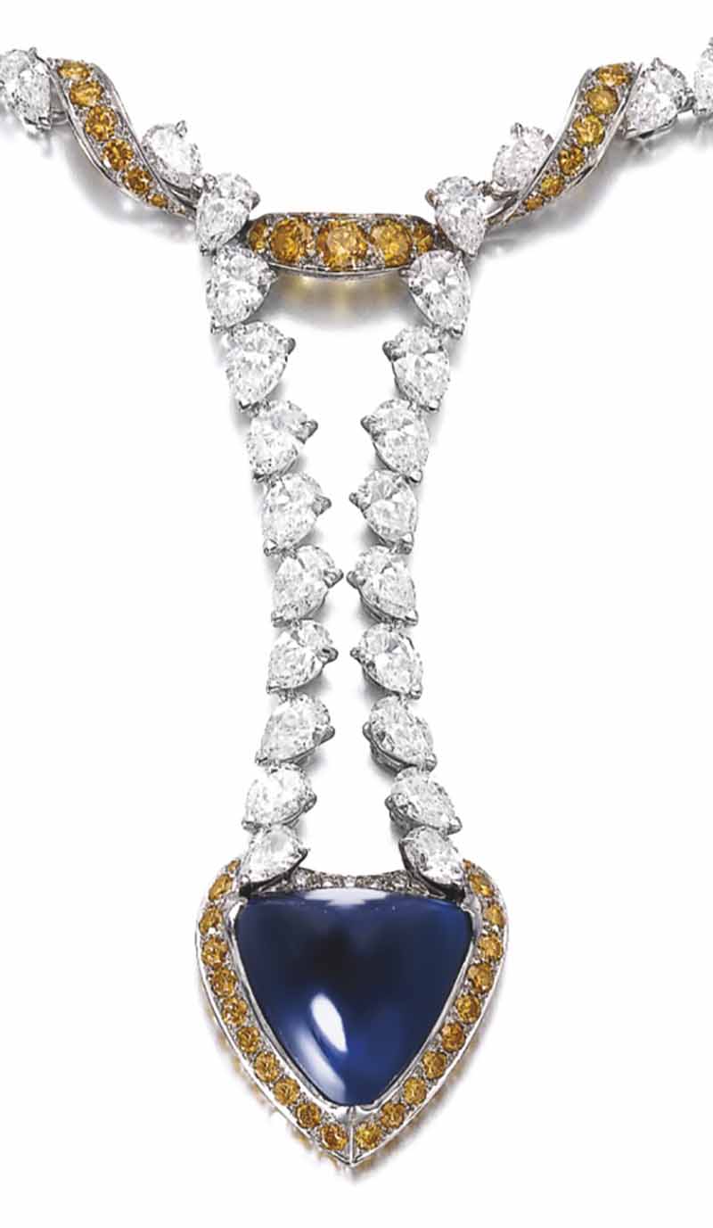 LOT 762 - SAPPHIRE AND DIAMOND NECKLACE, PENDANT ENLARGED