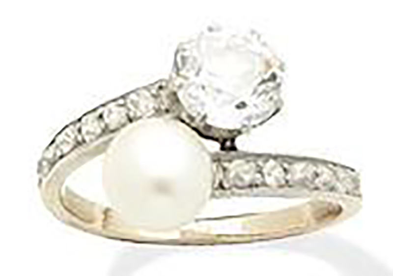 LOT 261 - A NATURAL PEARL AND DIAMOND RING, by Vever, 1900 