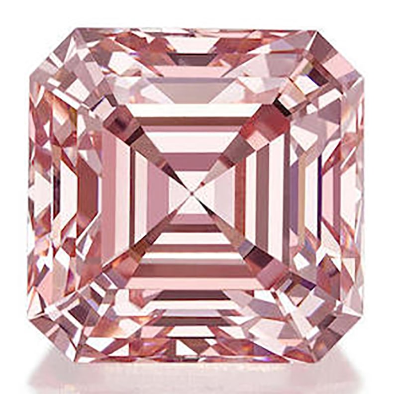 LOT 1390 - ANOTHER VIEW OF THE FINE FANCY PINK DIAMOND