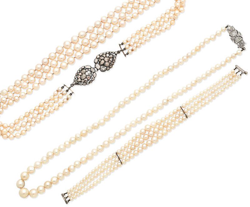 LOT 380 - A TRIPLE-STRAND CULTURED PEARL NECKLACE, A CULTURED PEARL NECKLACE, AND A CULTURED PEARL BRACELET 