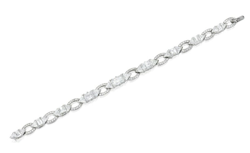 Lot 114 – A Cartier Diamond Bracelet