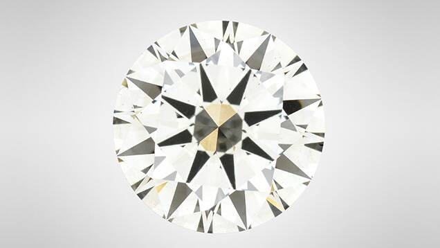 7.01-carat VS2 clarity M color round brilliant cut diamond