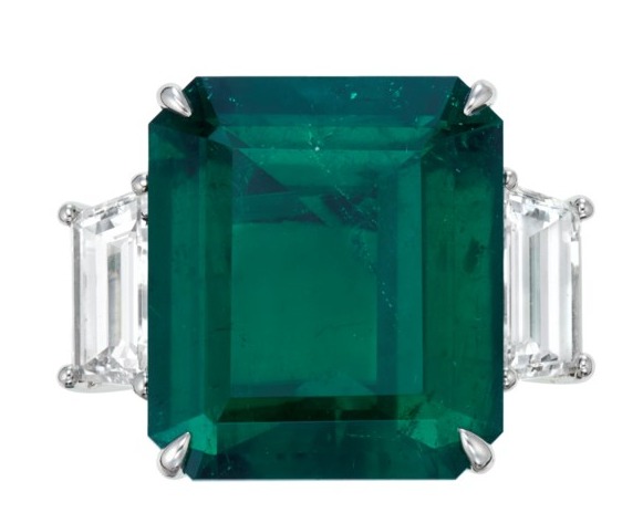 Lot 186 A SUPERB TIFFANY & CO. EMERALD AND DIAMOND RING