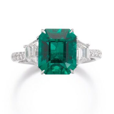 Lot 402 – Emerald and Diamond Ring